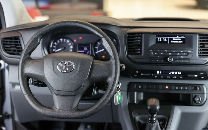 Toyota Proace Verso cena 129850 przebieg: 115233, rok produkcji 2020 z Sopot małe 596